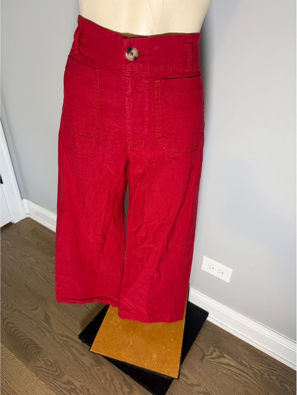 Maeve Women's Red Capri Pants